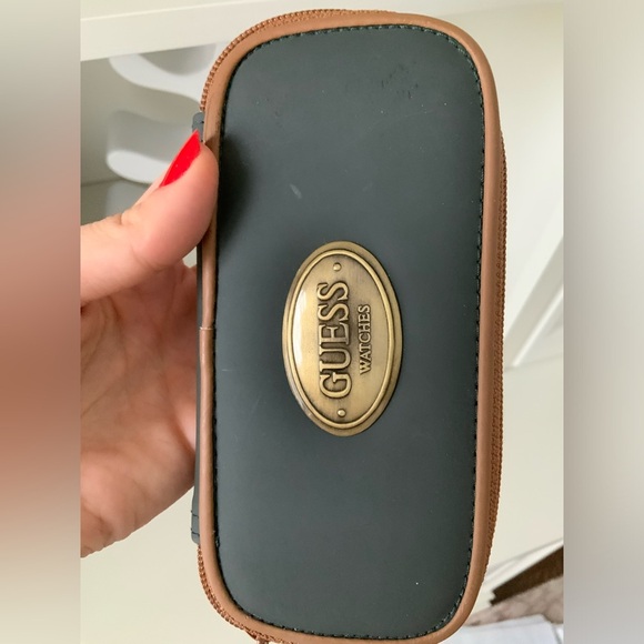 Vintage 2000’S GUESS Watch Fabric and Leather Green Travel Carry Case Unisex - Picture 6 of 8